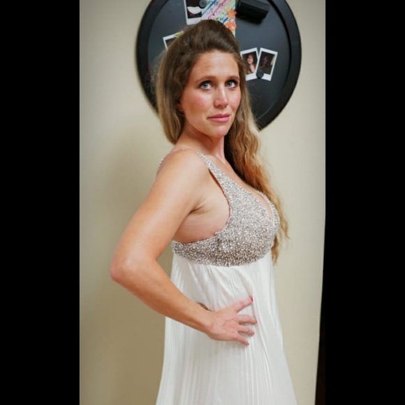 Jovani Wedding/Pageant Dress - Picture 2 of 8